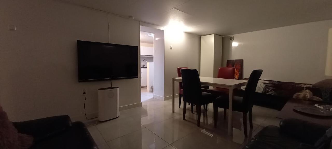 74 Pijnboomstraat Apartment Den Haag Ngoại thất bức ảnh
